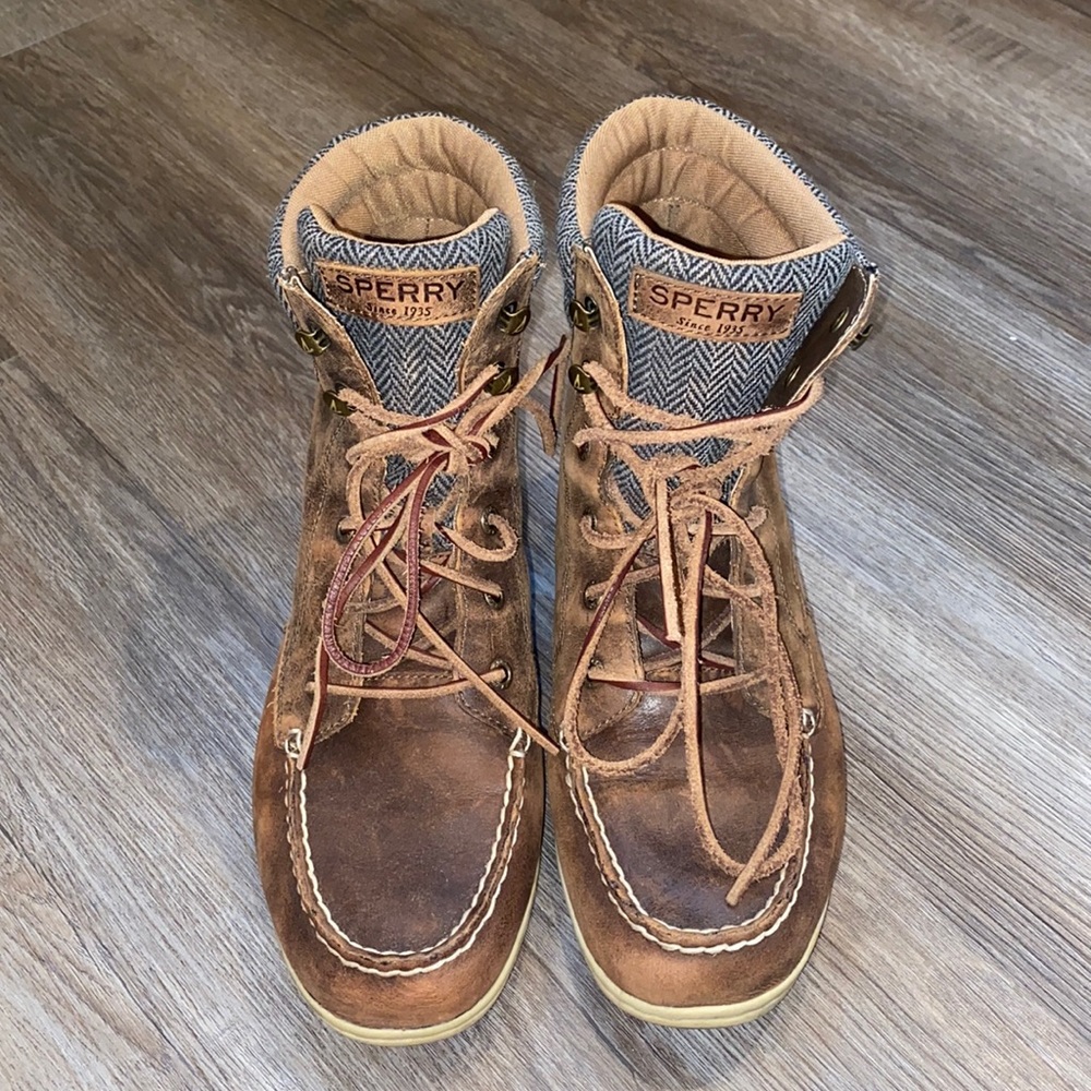 Sperry boots